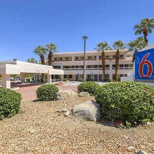 Hotel 6-palm Springs, Ca - Downtown
